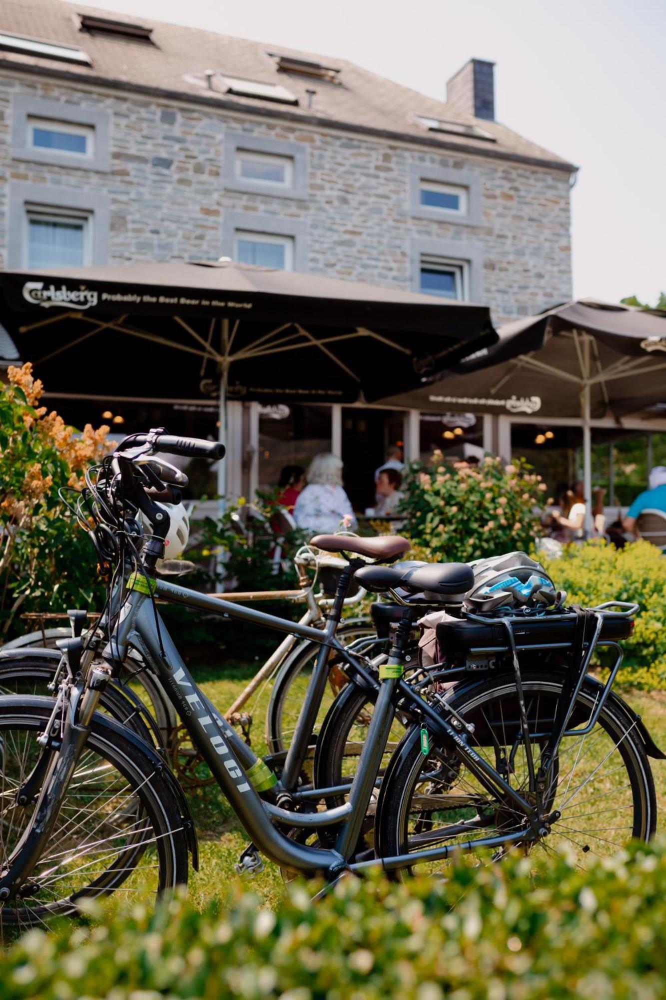 Apartamento Logis Le P'Tit Rouillon Au Rythme De La Meuse Annevoie-Rouillon Exterior foto